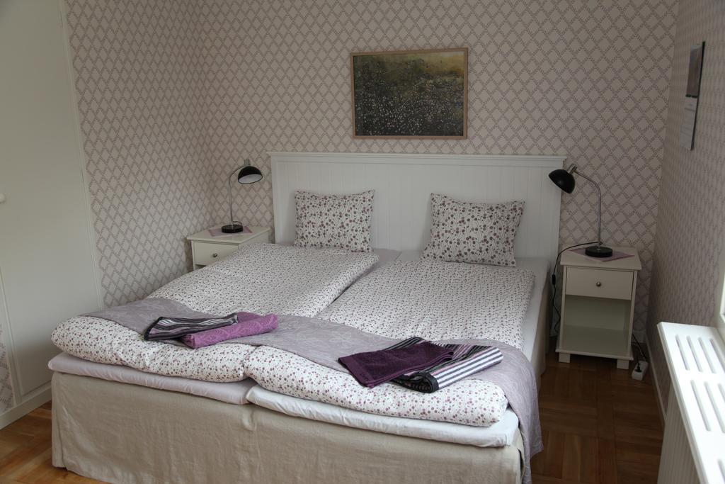 Quels sont les meilleurs hôtels près de Sandgrund Lars Lerin ? Karlstad Chambre photo