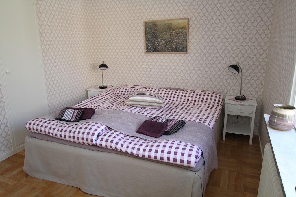 Quels sont les meilleurs hôtels près de Sandgrund Lars Lerin ? Karlstad Chambre photo